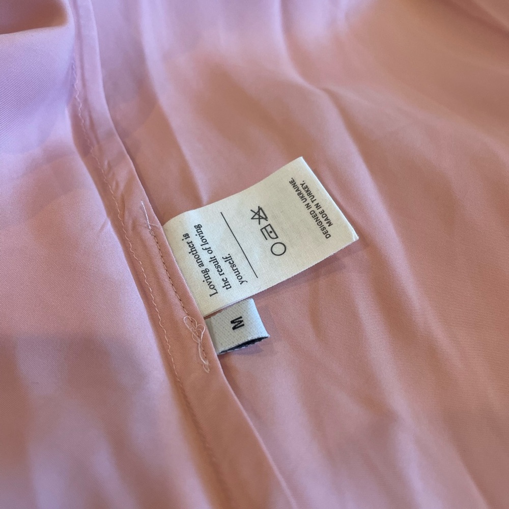 Sleeper Pink Satin Gown - Picture 5 of 6